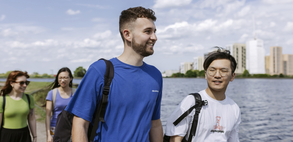 Students in the nature reserve