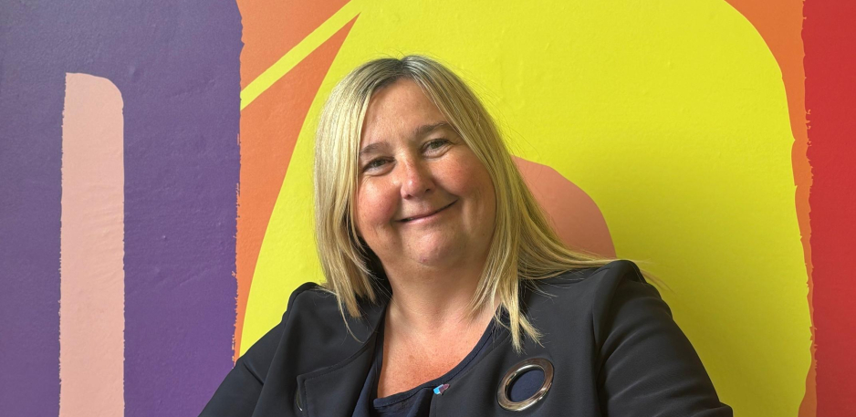 Dr Libby Pearson